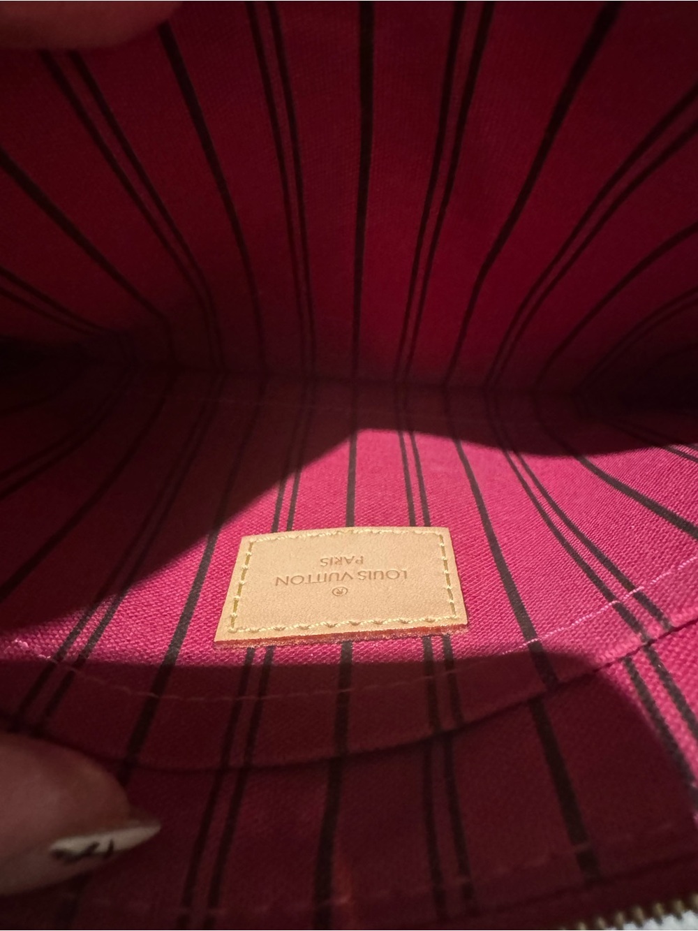 Louis Vuitton Neverfull MM Monogram Pochette - Picture 7 of 7